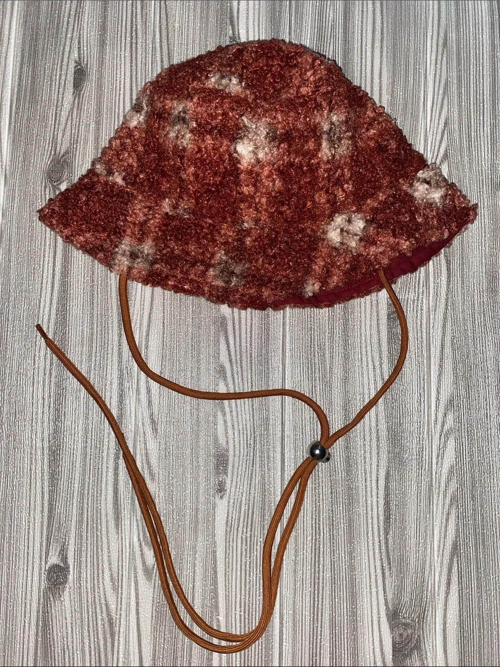 Steve Madden Rust Brown Textured Bucket Hat with Cream Accents